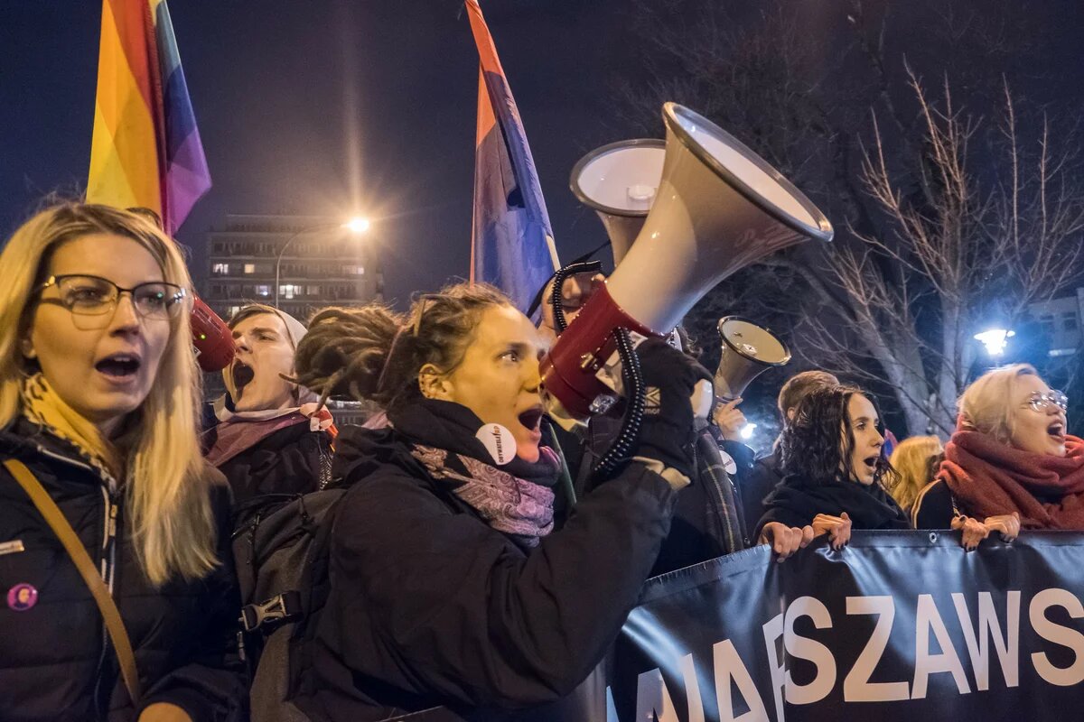 women's day protest in Warsaw