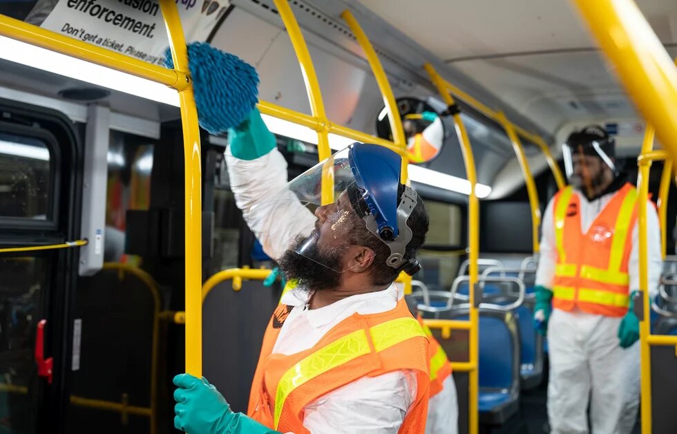 Desinfektion in der New Yorker Metro gegen das Corona-Virus. 