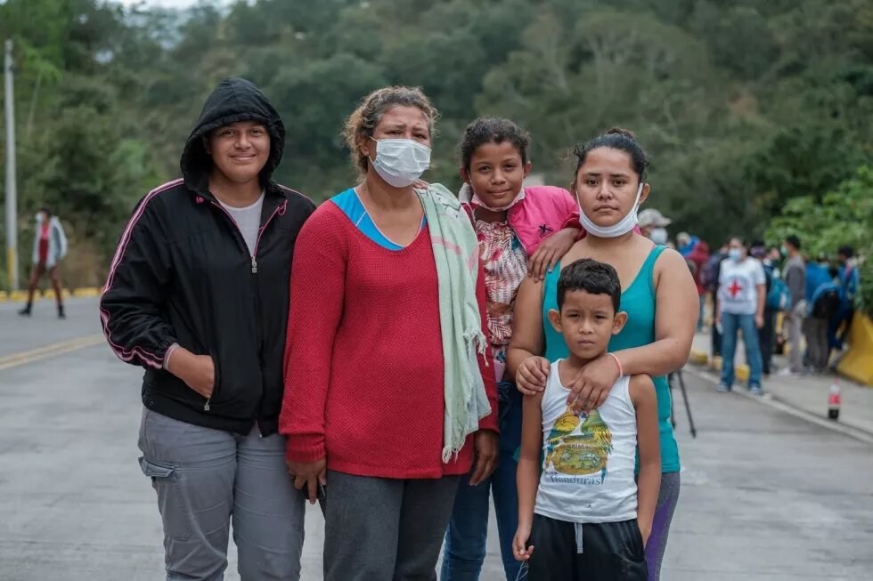 Honduranische Familie auf der Flucht