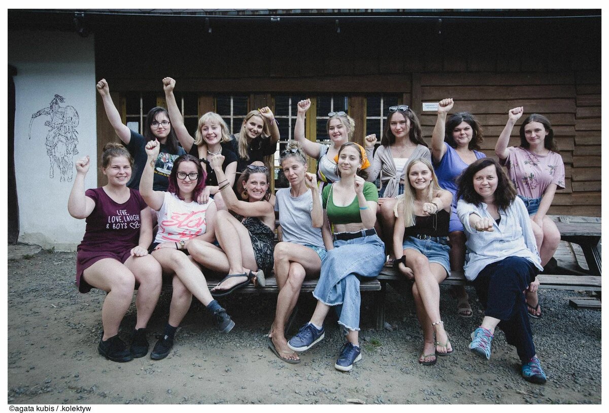 Brave - The photo presents FemFund supported informal group " Brave Girls" coming from a town Wałbrzych, who settled up a self-help group of high school girl, who want to liven up Wałbrzych in the activist and feminist sense, because, as they notice, there hardly are any such activities in their town".