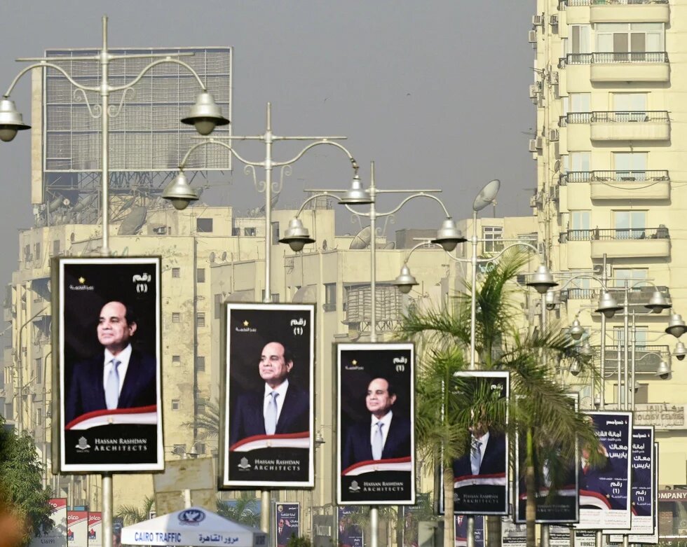 Plakat von Präsident Abdel Fattah Saeed Hussein Khalil el-Sisi , Präsident von Ägypten in Kairo