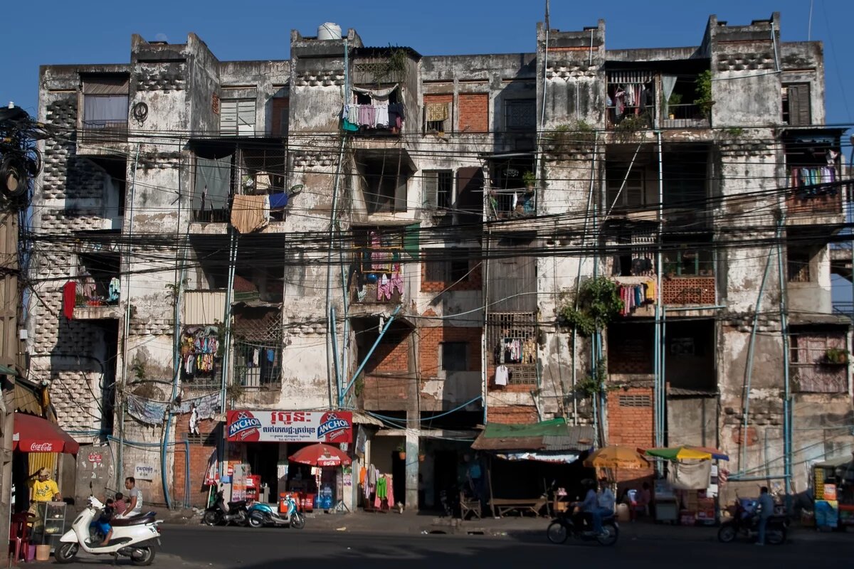 Runtergekommenes Haus in Phnom Penh