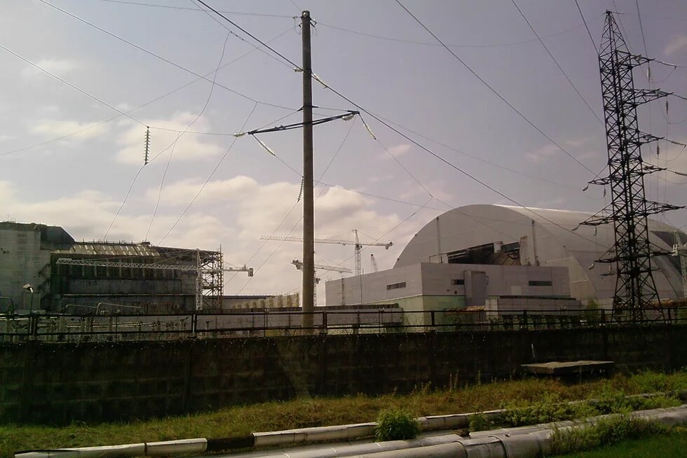 Die Schutzhülle vom Atomkraftwerk in Tschernobyl