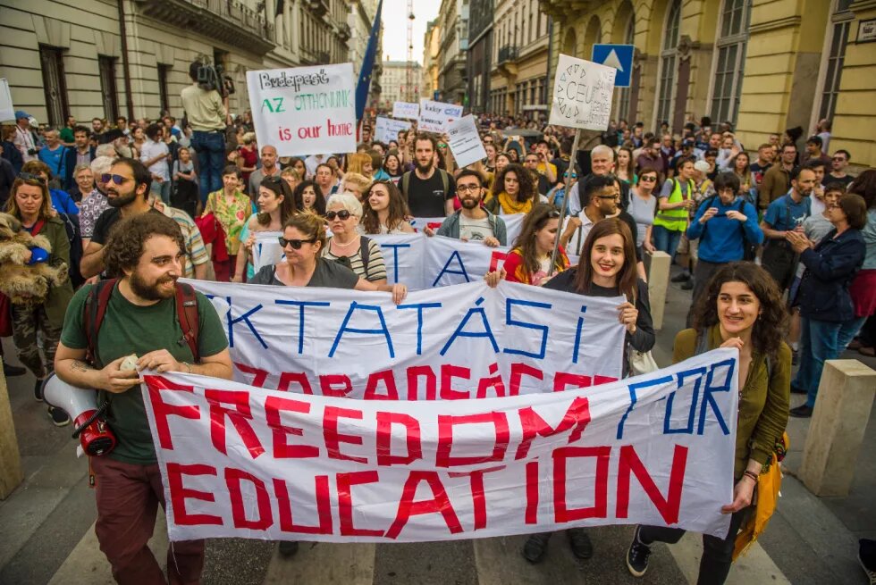 Demonstration für die Freiheit der Bildung in Budapest